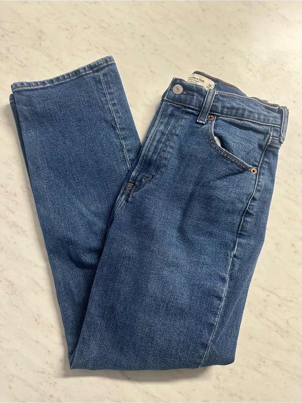 Abercrombie “The Ankle Straight Ultra High Rise” Jeans
